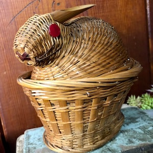 Adorable Wicker Bunny Basket / Unique Storage / Jungalow Decor
