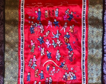 Mooie Vintage Chinese zijde borduurwerk / paneel wandknop tapijt