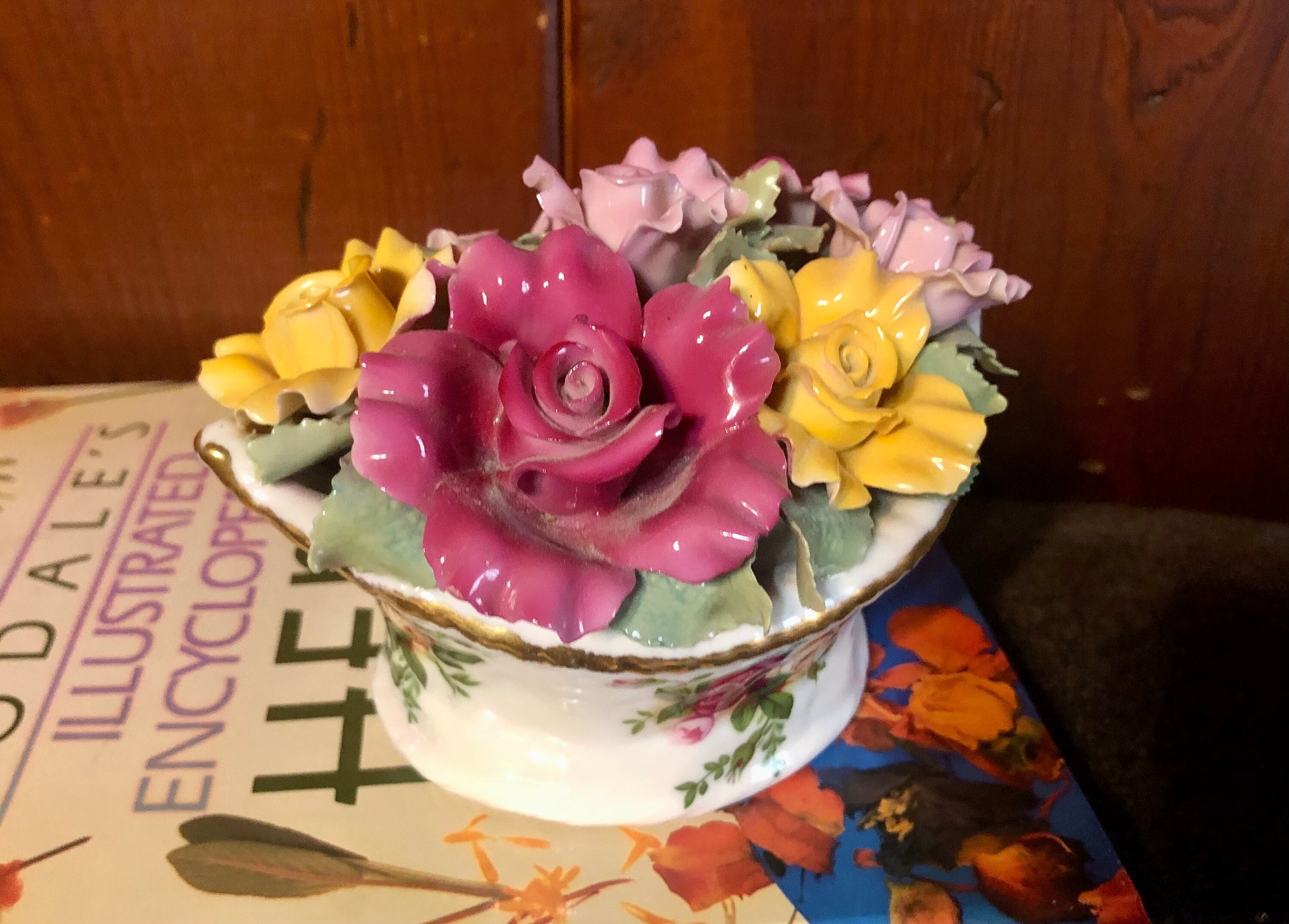 オーストリア産　オードヴィーコンチェルト　フルーツブランデー　未開封　木箱 Old Country Roses Music Box - Etsy