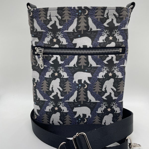 Bigfoot Adjustable and  Reversible Crossbody Handbag