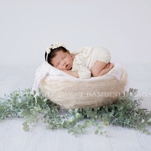 Organic Newborn Digital Backdrop - Simple white nest with eucalyptus