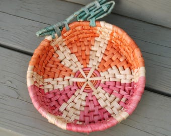 CITRUS BASKET - Vintage Woven Straw Catchall Small Fruit Bowl Orange Clementine Tangerine Pink Grapefruit - Kitchen Dining Nook Home Decor
