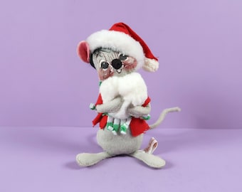 SANTA MOUSE Figurine - Vintage Annalee Mobilitee Doll - Scarf Hat Snowball - Retro Kitschy Mid Century Mod Christmas Holiday Home Decor 90s