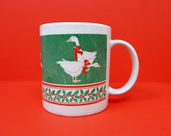 DUCK Christmas Mug - Vintage Happy Colorful Holly Bow Ribbon Polka Dot Illustration 80s Pop Art - Kitchen Dining Coffee Tea Cup Gift McCrory