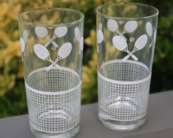 2 TENNIS Glasses - Vintage Highball Tumbler Cups Set Pair Two - Racquet Net Ball White Clear Drinking Kitchen Dining Bar Barware Home Decor