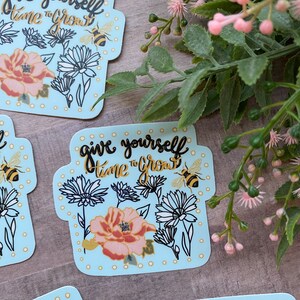 Zeit zu wachsen Floral Bee niedlich wetterfeste Vinyl-Aufkleber