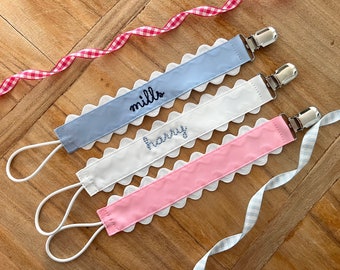 Monogrammed Pacifier Holder, Personalized Paci Clip, Boy or Girl, Baby Gift, Shower Present, newborn, Pink, White, Blue