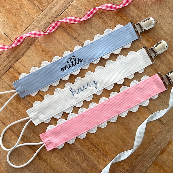 Monogrammed Pacifier Holder, Personalized Paci Clip, Boy or Girl, Baby Gift, Shower Present, newborn, Pink, White, Blue