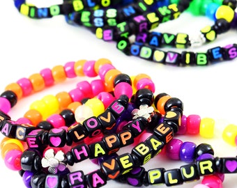 10 bracelets Kandi personnalisables premium - Bracelets Kandi néon et UV