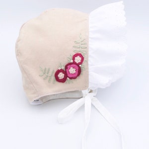 Limited Embroidered Flowers Bonnet