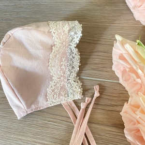 Vintage Baby Bonnet . Baby Girl Bonnet . Lace Baby Bonnet Made in USA