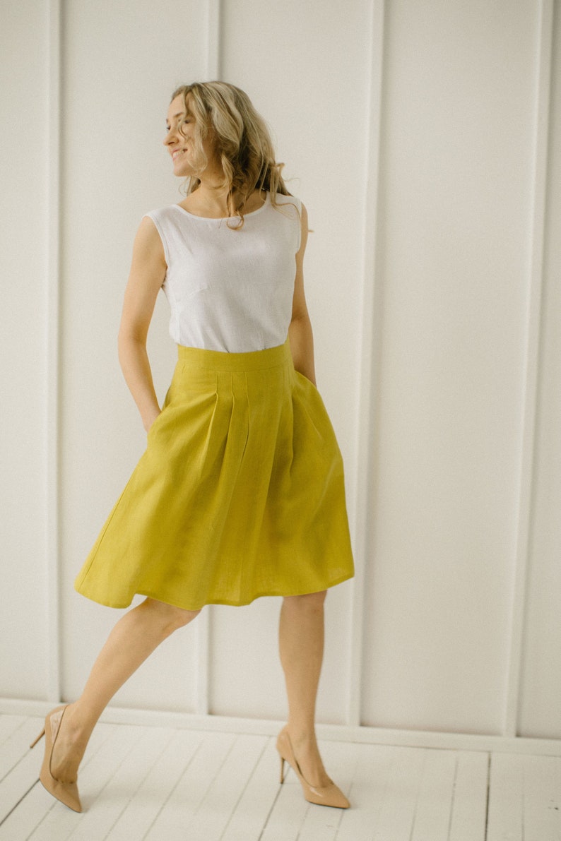 Linen Midi Skirt.