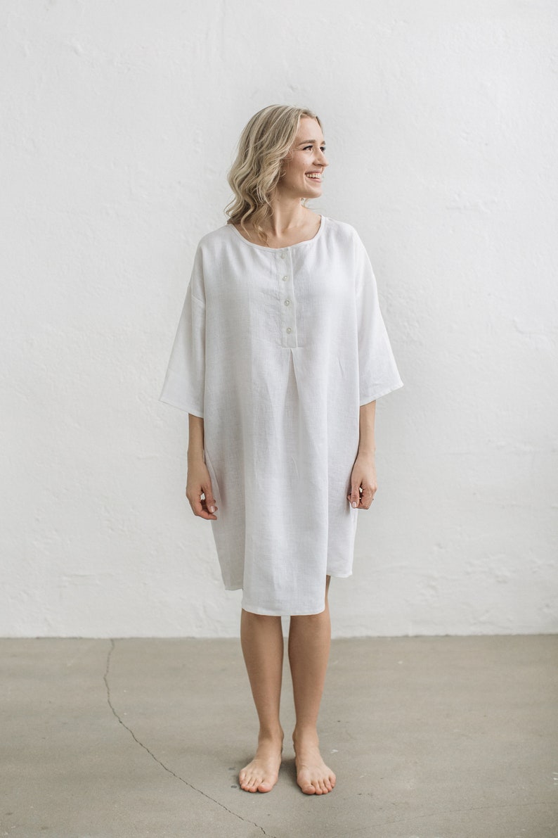 birthing gown