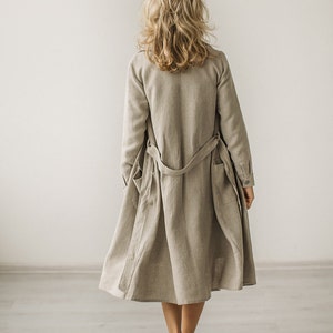 Versatile Linen Overcoat: Vintage-Inspired Minimalist Cardigan for Fall and Winter.