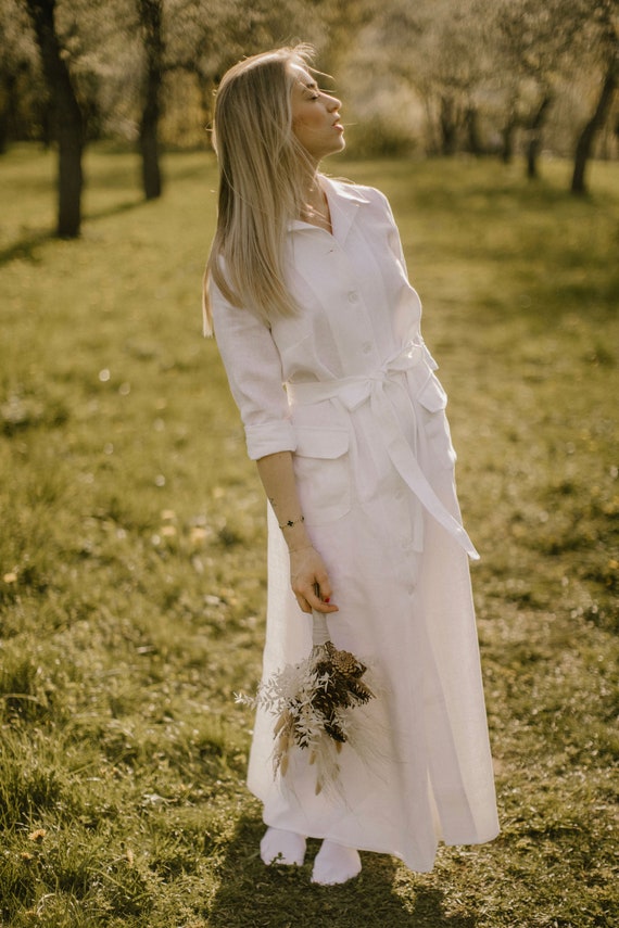 long sleeve linen wedding dress A-Line Floor Chiffon Long Sleeve Wedding Dress with Sequins and Train, Diamond White / 0