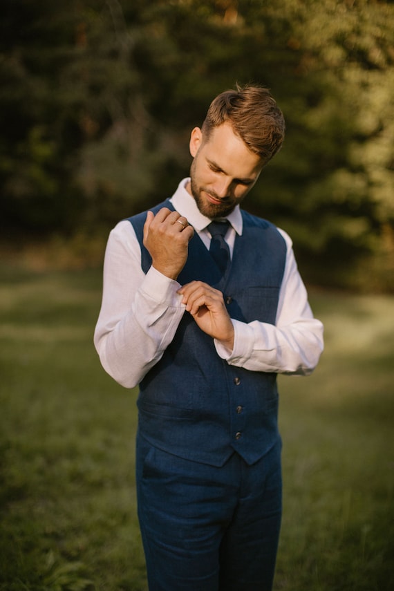 Simple wedding groom attire best sale