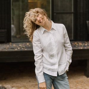 Handcrafted Linen Long Sleeve Blouse: Custom Women&#39;s Shirt, Timeless Vintage-Inspired Casual Top.