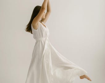 Tailored Linen Wedding Gown / Bridal Dance Dress / For Rustic, Boho, Coastal, Nature Marriage Celebration.