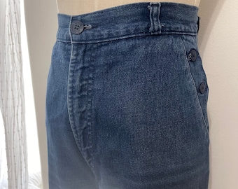 Vintage Dark Blue Bareback Rockies with Button Design on Hips Size 30 x 35