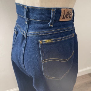 Vintage Dunkelblau Hohe Taille Stretch Lee Jeans Größe 33 x 28