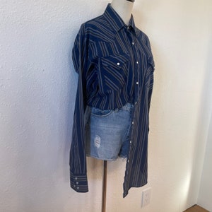Vintage Western Navy Striped Pearl Snap Shirt