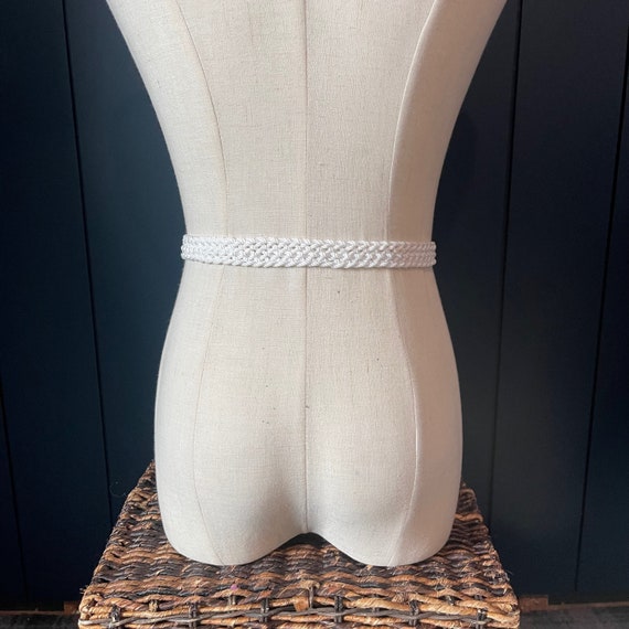 Vintage White Fabric Braided Belt With Gold & Cream Enamel  display picture 3