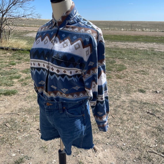 Vintage Southwestern Print Button Front Shirt - image 4