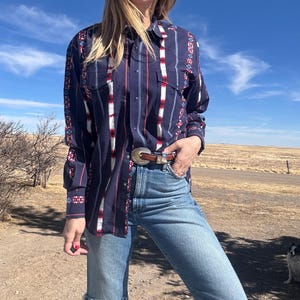Vintage Navy Southwestern Print Pearl Snap Western Shirt