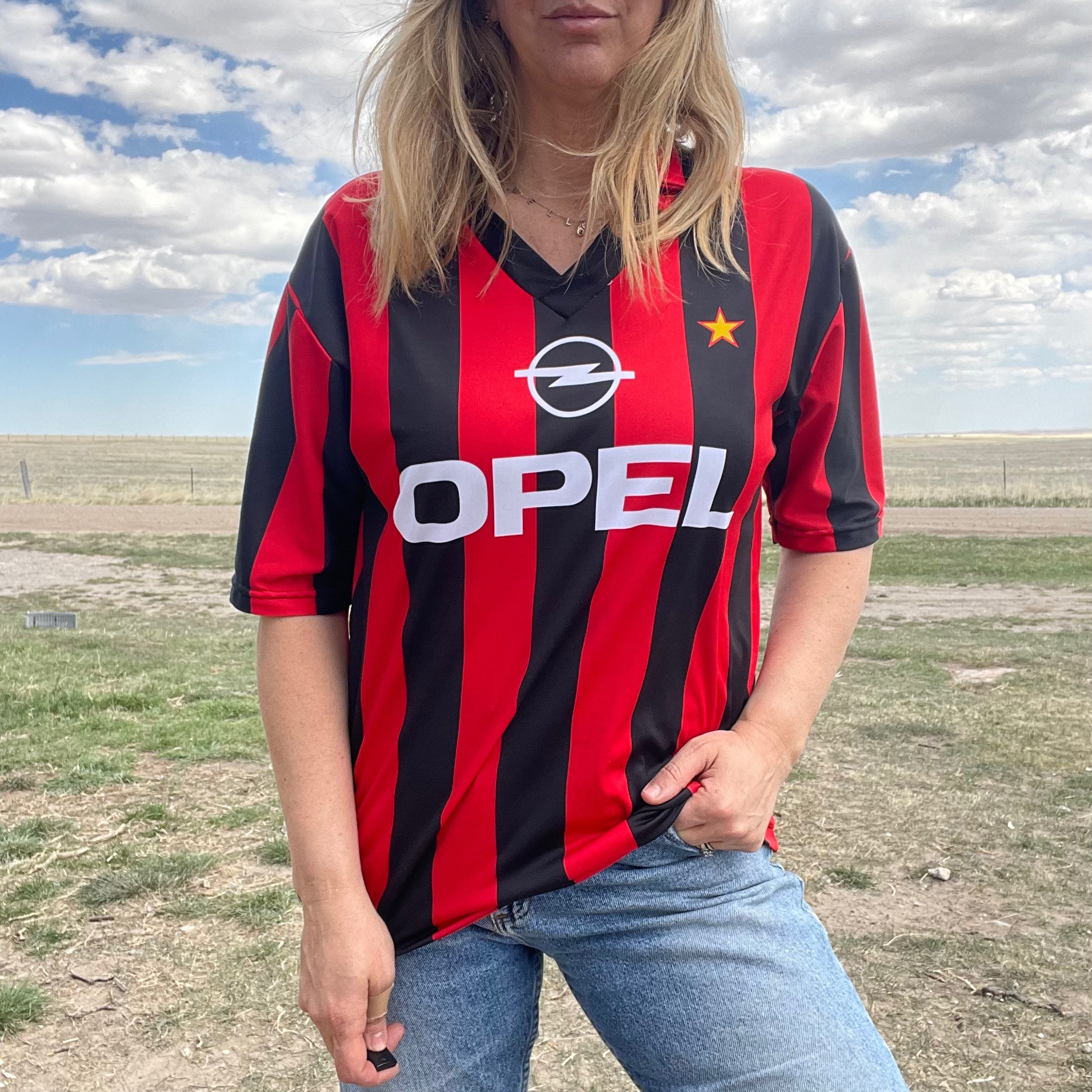 Vintage Inter Milan Baggio #18 Soccer Jersey, Red & Black Stripes