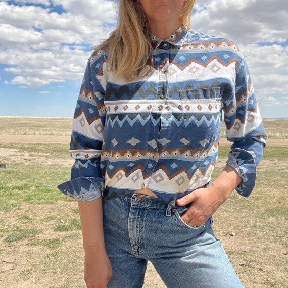 Vintage Southwestern Print Button Front Shirt - image 2
