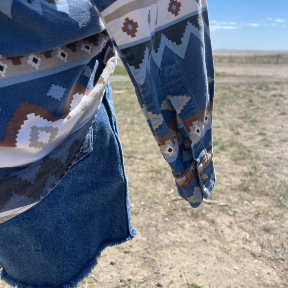 Vintage Southwestern Print Button Front Shirt - image 6