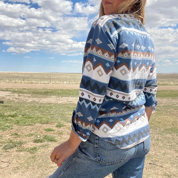 Vintage Southwestern Print Button Front Shirt - image 1
