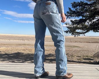 Vaqueros vintage Wrangler de cintura alta, 5 bolsillos y rotos, talla W32, entrepierna 35