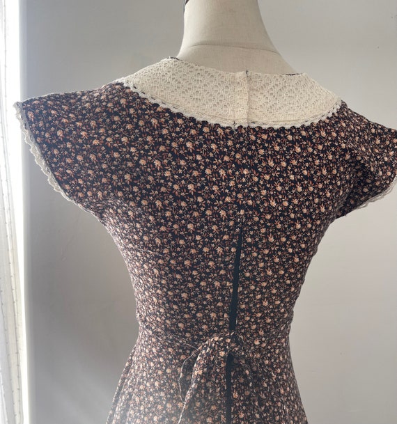 Vintage 70s Candi Jones Brown Floral Cap Sleeve D… - image 2