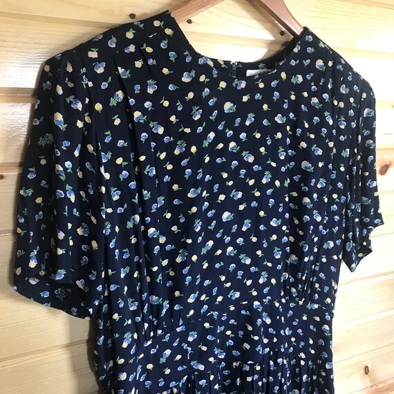 Vintage 90s Navy with Yellow/Blue Floral Short Sl… - image 8