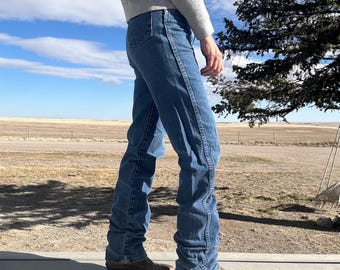 Vintage Wrangler Blue High Waist 5 pocket Western Jeans W32 Inseam 38