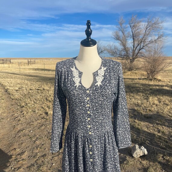 Vintage 90s Navy & White Floral Long Sleeve Dress - image 4