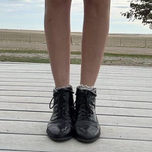 Vintage 90-tals svarta pixie-stövlar med snörning, damstorlek 9 M