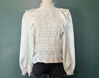 Vintage 70s Ivory Embroidered Lace Blouse, Button Back