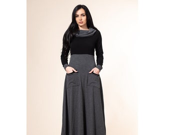 Long knitted dress, with long sleeves in gray and black