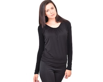 blusa negra