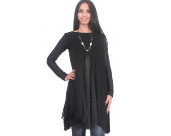 Black tunic, with long sleeves