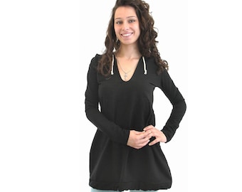 Black tunic, with long sleeves