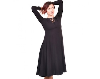 Black knee length dress with lace element / midi dress / long sleeve dress / knee length dress / jersey dress / casual dress / flared dress