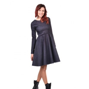Blaues Jeanskleid / Jeanskleid / Midikleid / Langarmkleid / Knielanges Kleid / ausgestelltes Kleid / Freizeitkleid