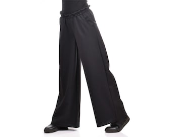 Loose fit trousers