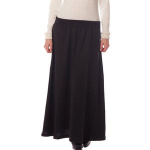 Black long knitted skirt / high waist skirt / midi elastic waist skirt / plus size maxi skirt / casual boho skirt / flared baggy loose skirt