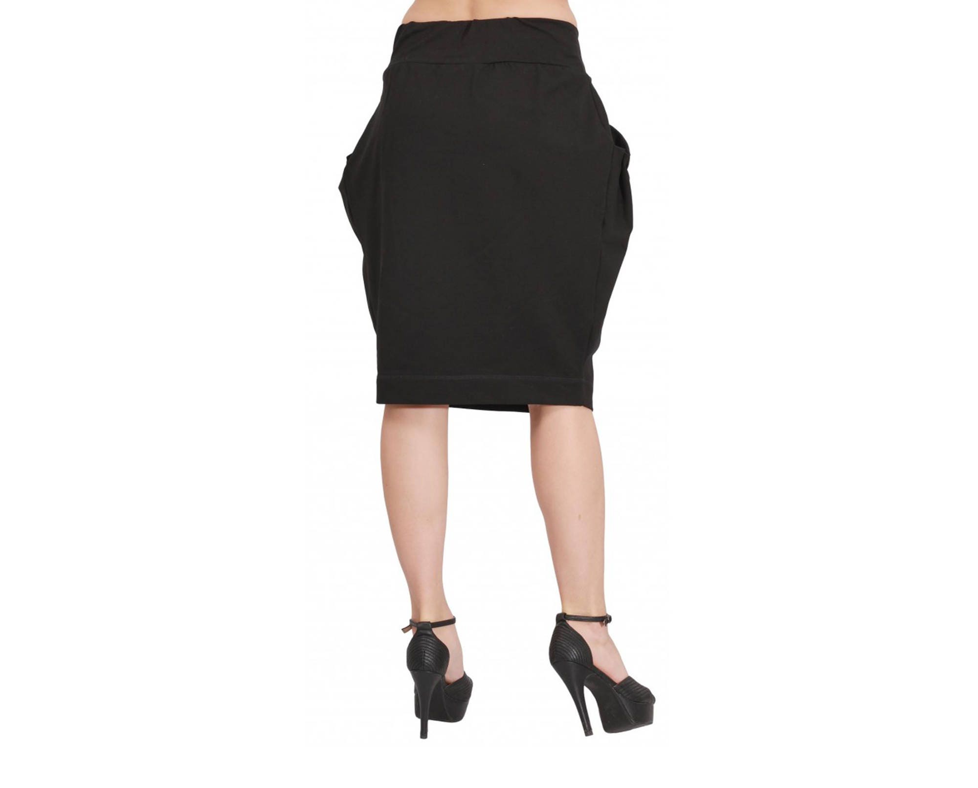 black stretchy skirt knee length