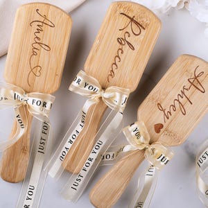 Personalized Wooden Bridesmaid Hair Combs, Custom Name Hair Brush, Wedding Party Gifts, Bridal Shower Favors, Bridesmaid Proposal for Her