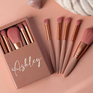 Personalized Makeup Brush Set, Custom Christmas Gifts for Her, Wedding Party Gifts, Bridal Shower Favors, Birth Flower Gift for Her